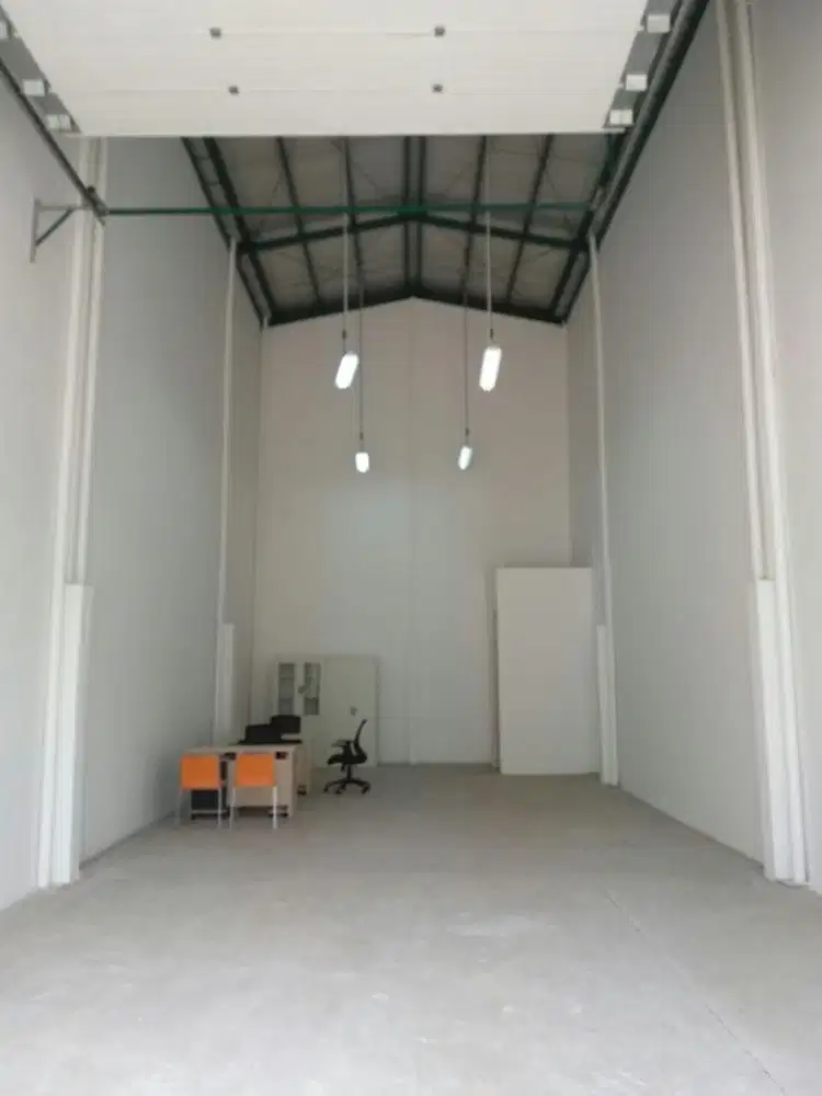 Disewakan gudang Bizpark Daan Mogot