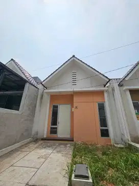 Jual Cepat Rumah Navona Catalina Gading Serpong 2 BR Siap Huni