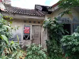 Dijual.rumah untuk direnovasi di Citra Indah
