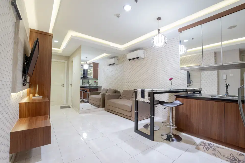 Sewa Apartemen The Boulevard 1 BR Full Furnished dekat Monas Gambir