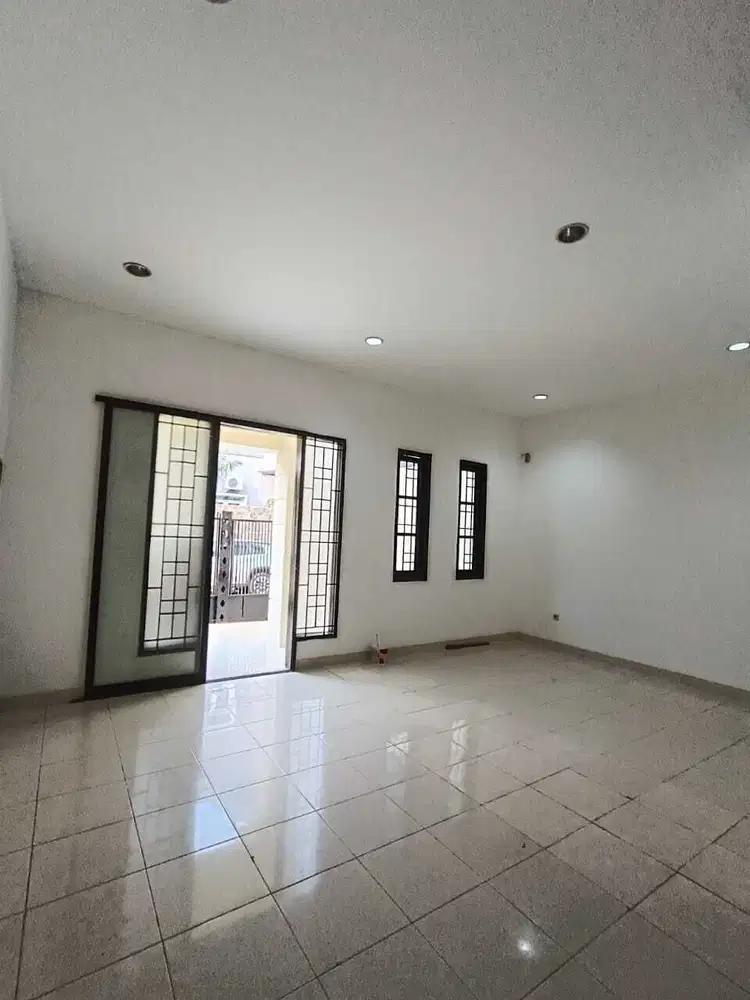 FOR SALE RUMAH CITRA 5 JAKARTA BARAT