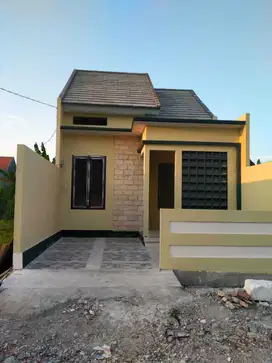 Bursa rumah 200jtan mepet pakal surabaya barat