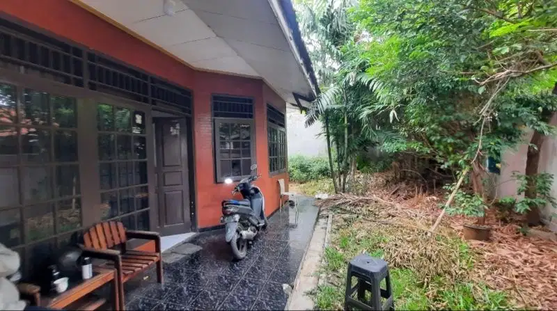 Rumah lama dlm komplek jatipadang pejaten 320mtr 3,2m nego
