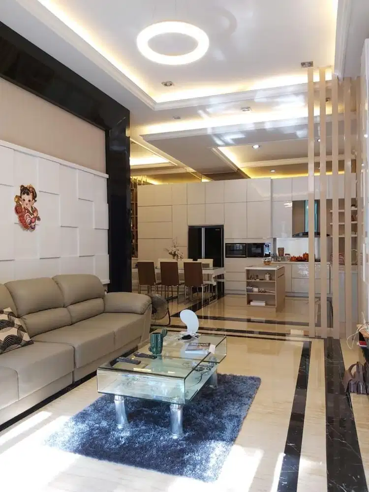Di Jual Rumah Mewah Hook Siap Huni, Pantai Indah Kapuk, Cluster Florence