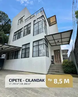 Dijual Rumah Cantik Hoek di Cilandak Jakarta Selatan