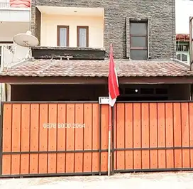 Jual bu cepat murah rumah kantor stasiun depok baru kampus UI depok