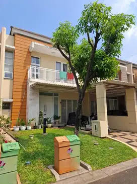 Rumah 3+1 KT  Lebar 8 di Cluster Lotus Summarecon Bekasi