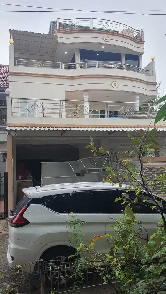 DIJUAL RUMAH HUK LUAS DAN MEGAH DI TAMAN PALEM LESTARI