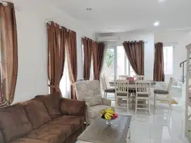 JUAL RUMAH MENTENG VILLAGE GADING SERPONG