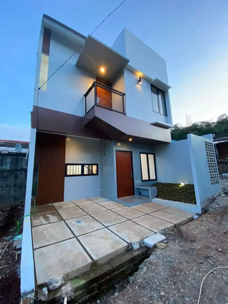 Rumah cantik 2 lantai dijual Grand Depok CIty