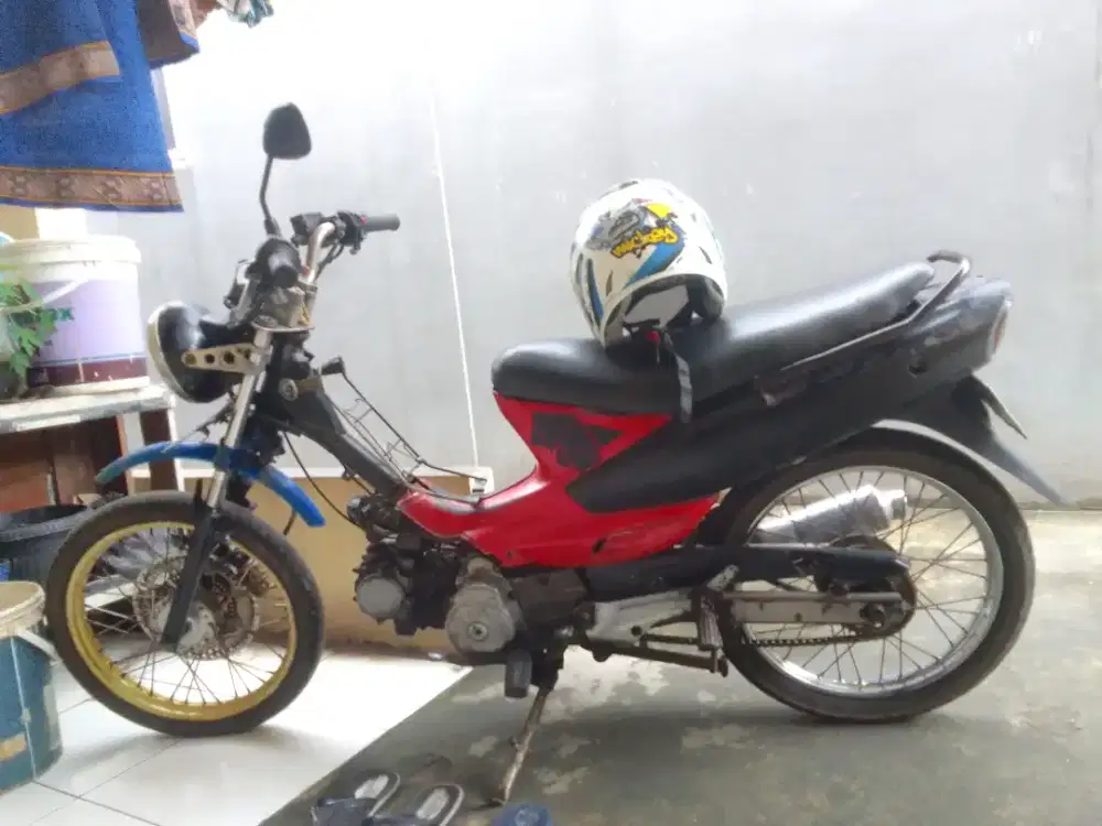 suzuki shogun tahun 2000