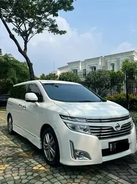 Nissan Elgrand 3.5 HWS Full Option 2011 istimewah