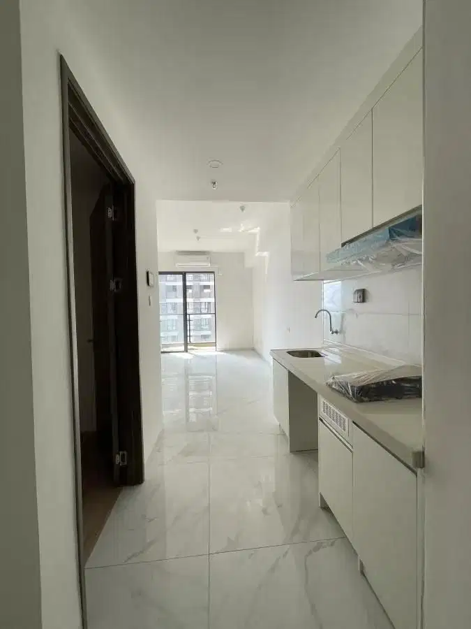Dijual apartemen Semi furnished di Sky house alam sutera tangerang
