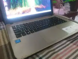 Laptop ASUS Second