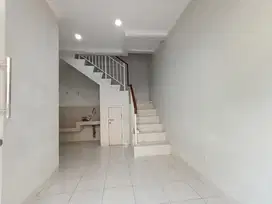 Di Sewakan Cepet Rumah di Arcadia Village Gading Serpong
