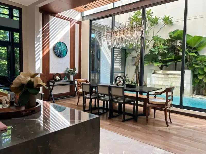 dijual ruma mewah full renovasi di lancewood navapark bsd