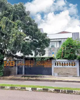 DIJUAL CEPAT RUMAH EX SUNNY PLACE SHOOLHOUSE DI ANGGREK LOKA - BSD