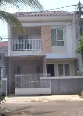 Dijual rumah bagus 2 lantai di Villa Dago Serua Ciputat Tangsel