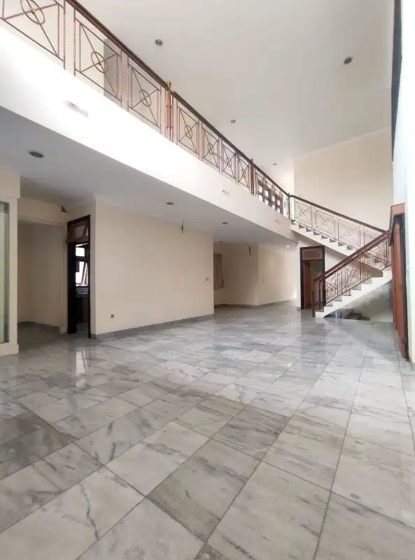 rumah disewakan di ampera