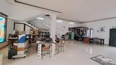 Dijual Rumah di Mekar Wangi Cocok Untuk Kantor atau Gudang