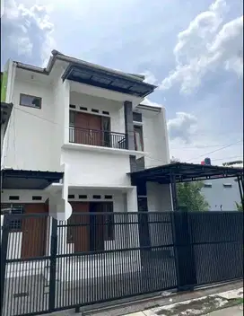 Dibawah Harga Pasar, Rumah Bagus Permata Buah Batu Dekat STT TELKOM