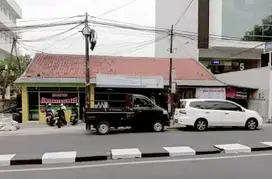 RUMAH TUA HITUNG TANAH DI JL.CIPUTAT RAYA,PONDOK PINANG