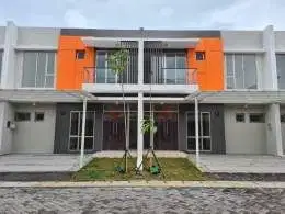 RUMAH DIJUAL PIK 2 UK 8X12.5 2 LANTAI SIAP HUNI DI CLUSTER BAGUS TERMU