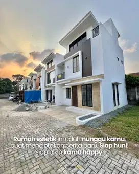 Rumah Mewah Posisi Pojok Samping Kolam Renang Di Serpong
