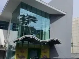 Dijual gedung di bawah njop di Pasar Minggu Raya