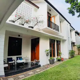 Dijual rumah nyaman dan asri di Puri Bintaro Sektor 9