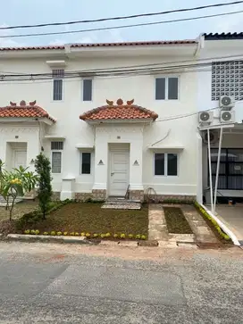 Dijual Rumah Taman Ubud Lippo Karawaci Tangerang