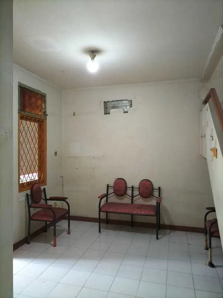 Dijual Rumah Taman Palem Harga Nego di Jakarta Barat