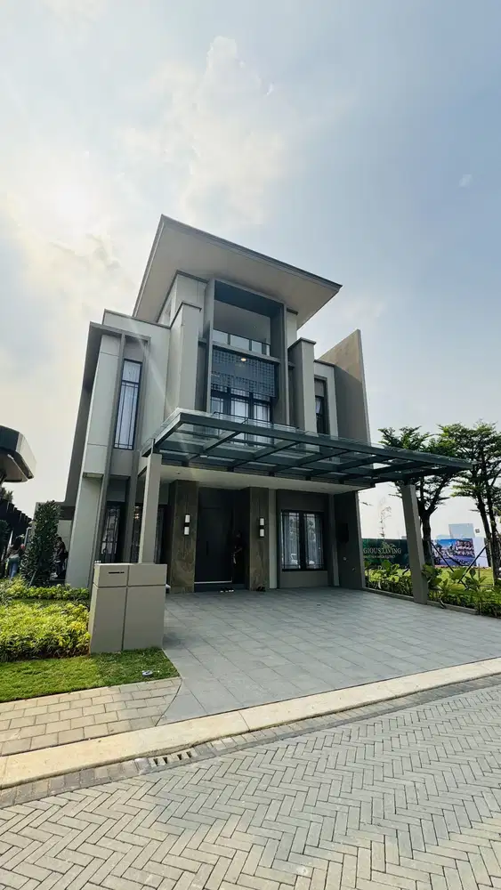 Rumah mewah 3 Lantai di Boulevard Gading Serpong