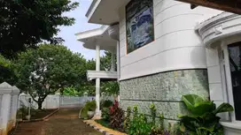 RUMAH DI VILLA DELIMA,LEBAK BULUS-JAKARTA SELATAN-POSISI HOOK