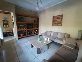 Dijual Rumah Furnished Terawat Nyaman dan Aman di Gegerkalong Bandung