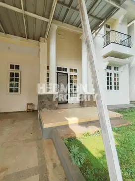 DIJUAL CEPAT Rumah 2 lantai Kota Wisata cibubur , Harga Super Miring