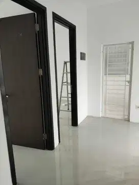 Dijual Rumah Citra 8 2 Lantai di Jakarta Barat