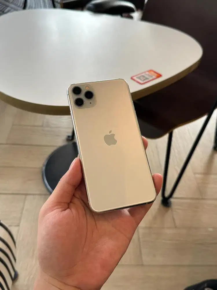 Iphone 11 promax 256gb all operator whitelist