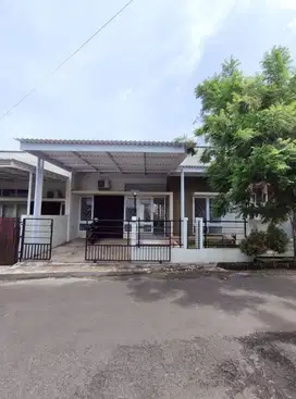 Jual Rumah dekat akses tol perumahan Nusa Indah Bogor