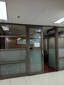 Disewakan Office Furnished Palma One Dekat dengan Plaza Festival