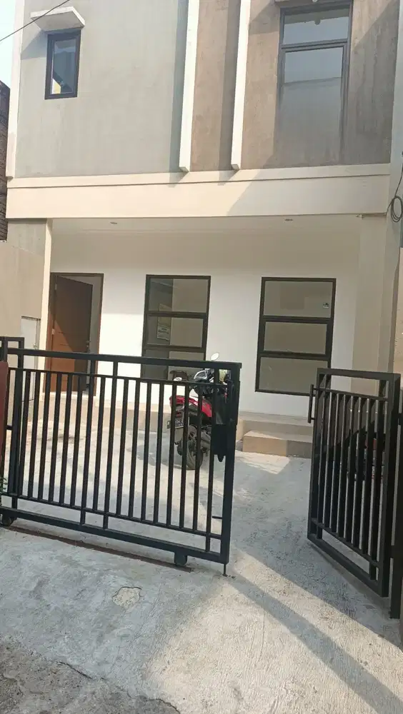 Ruko 2 lantai 1 kamar mandi