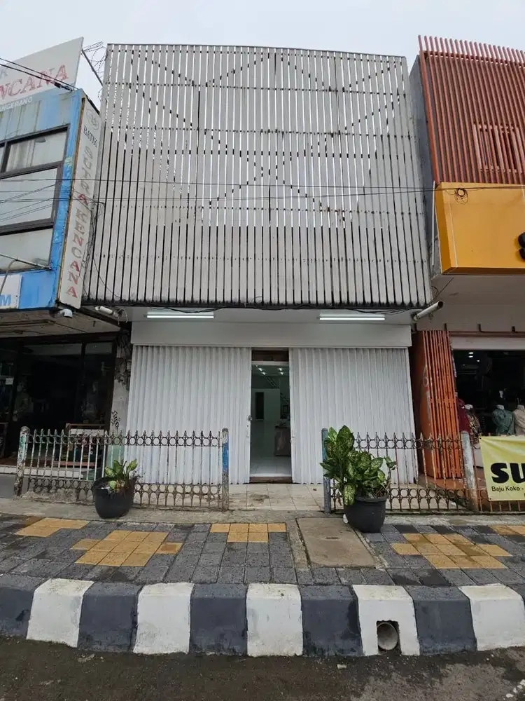 Ruko Strategis Ramai Siap Pakai di Kiasnawi Kota Tangerang