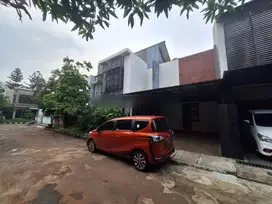 Rumah 2 Lantai Bagus Unfurnished SHM di Cilandak, Jakarta Selatan