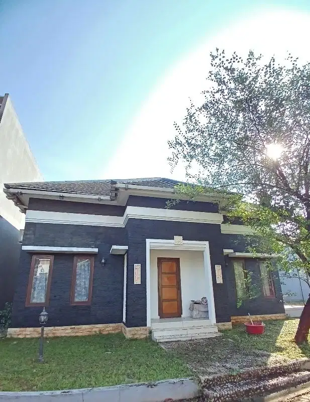 Rumah Hook Luas Siap Huni Di Cibubur Country, Nego