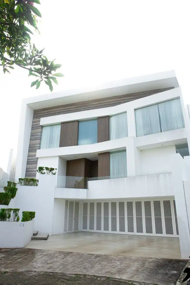 Siap Huni Rumah Mewah Golf Terrace BSD, Modern & Private Resort Concep