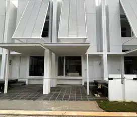 DIJUAL! RUMAH FULL FURNISHED LOKASI STRATEGIS KAWASAN BSD