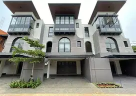 DIJUAL RUMAH MEWAH PRECIUM SIMATUPANG SIAP HUNI DEKAT MALL CITOS