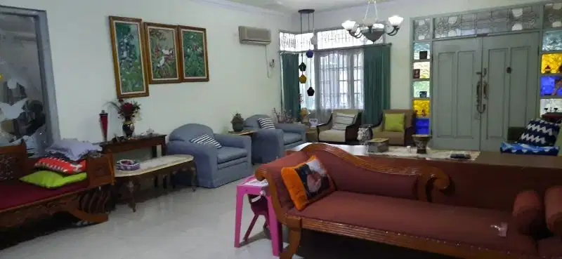 Rumah dijual Cepat 2 lantai