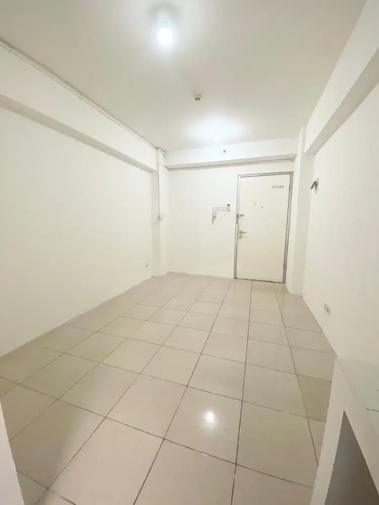 Apartemen Green Bay Studio Unfurnished View Garden