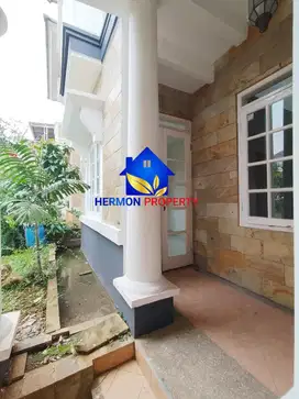 DIJUAL  CEPAT Rumah di Kota wisata  Lokasi dekat Mall & Sekolah
